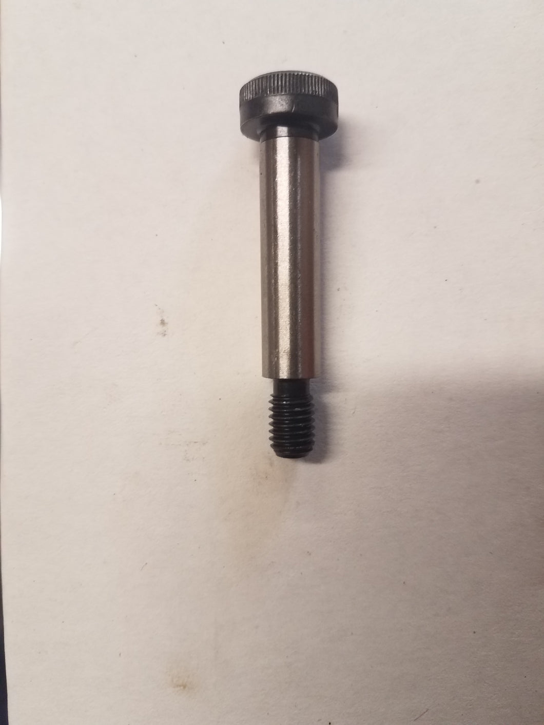 Shoulder bolt